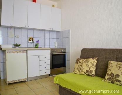 2 hermosos apartamentos, , alojamiento privado en Sutomore, Montenegro - Lux studio 3